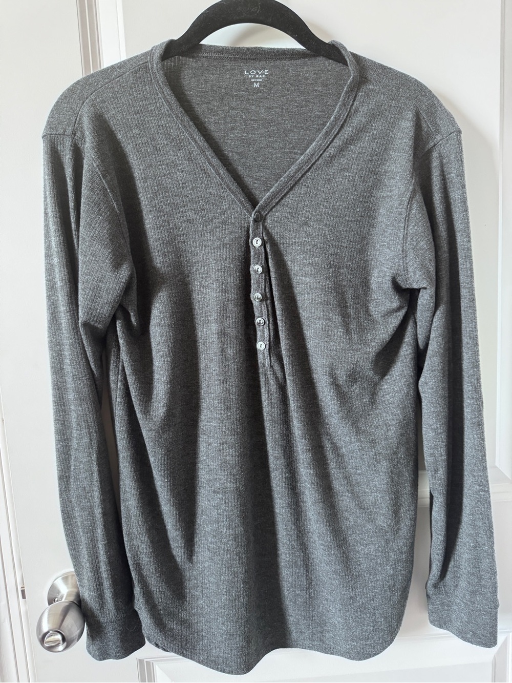 Love by GAP Women’s V-Neck Ribbed Henley Top - Gray - Medium